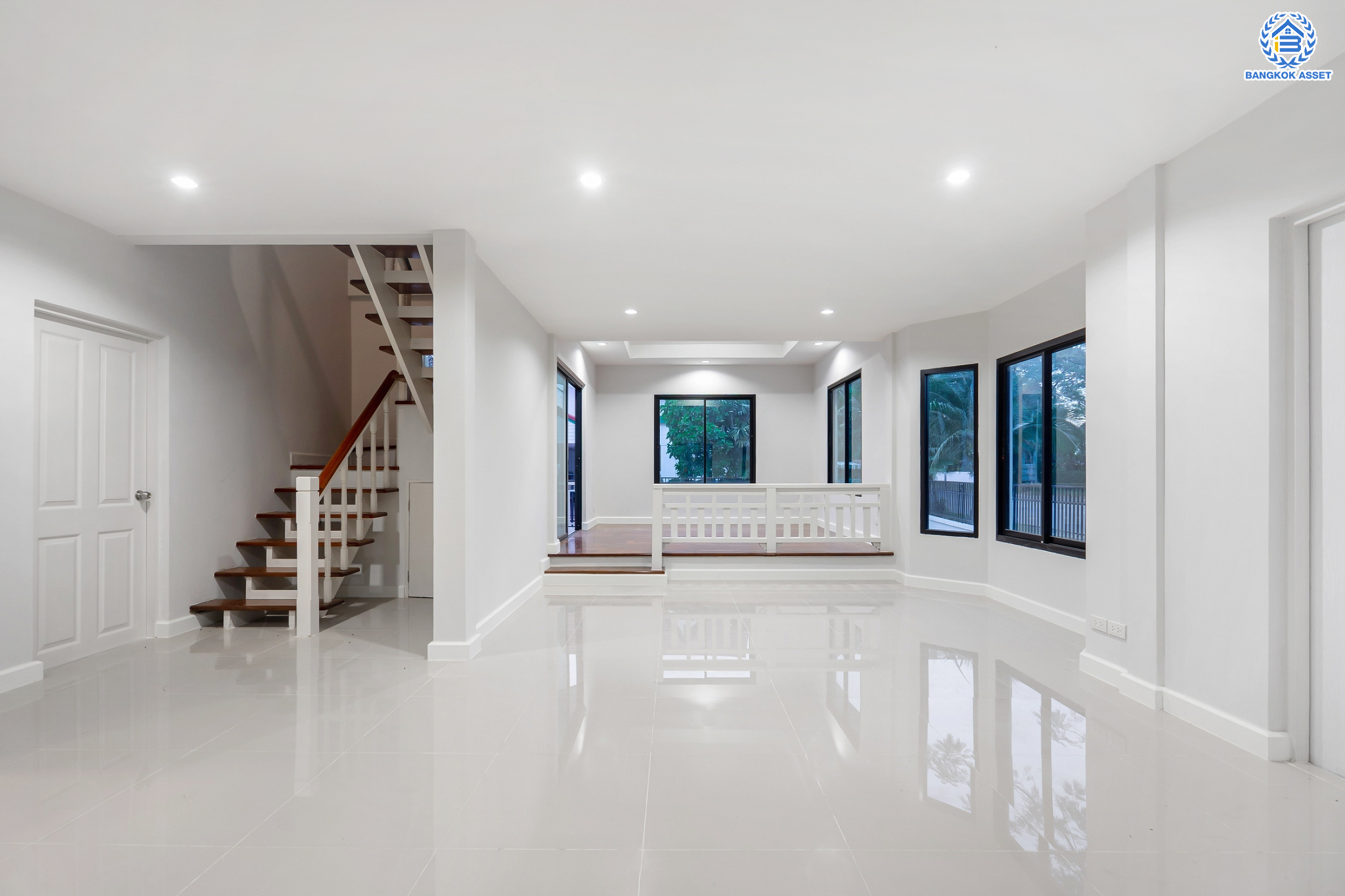 บ้านมือสองตกแต่งใหม่ ม.ชัยพฤกษ์ บางบัวทอง บ้านเดี่ยวแบรนด์ LH หลังมุม เนื้อที่ 77.1 ตร.ว. ฟังก์ชัน 3 ห้องนอน 4 ห้องน้ำ 1 ห้องอเนกประสงค์ 1 ห้องแม่บ้าน จอดรถ 2 คัน พร้อม Facilities ครบครัน บนทำเลเดินทางสะดวก ติดถนนบางกรวย-ไทรน้อย ใกล้เซ็นทรัลเวสต์เกต และรถไฟฟ้าสายสีม่วง "สถานีบางพลู"